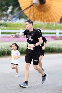 BIB: 
                            <button type="button" onclick="openModal(27854819)" class="btn btn-primary btn-sm float-right btn-popup" data-toggle="modal" data-target=".modal-high-quality">
                        <i class="fas fa-shopping-cart"></i> Add to Cart
                    </button>
                                            <button type="button" onclick="isThisMe(27854819, true)" class="btn btn-success btn-sm float-right btn-popup btn-isme hidden" data-toggle="tooltip" data-placement="bottom" title="นี่คือรูปของคุณใช่ไหม คลิกที่นี่เพื่อเอาเข้าอัลบั้ม">
                        <i class="fas fa-plus"></i> Add to album
                    </button>
                    <button type="button" onclick="isThisMe(27854819, false)" class="btn btn-warning btn-sm float-right btn-popup btn-isnotme hidden">
                        <i class="fas fa-ban"></i> Remove from album
                    </button>